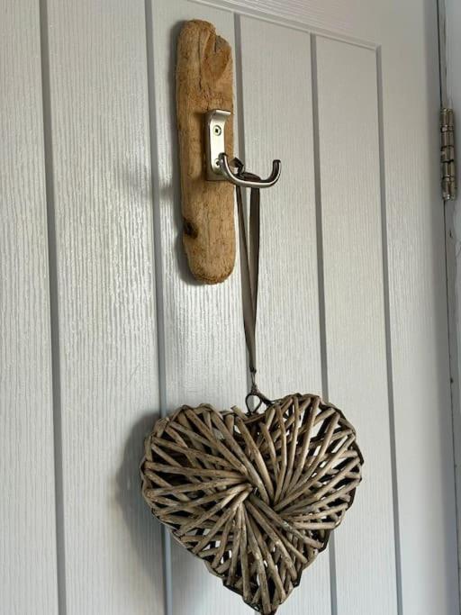 Little Bream - Pretty Cosy Cottage, Sea Views, Walk To The Beach Mawnan Smith Dış mekan fotoğraf