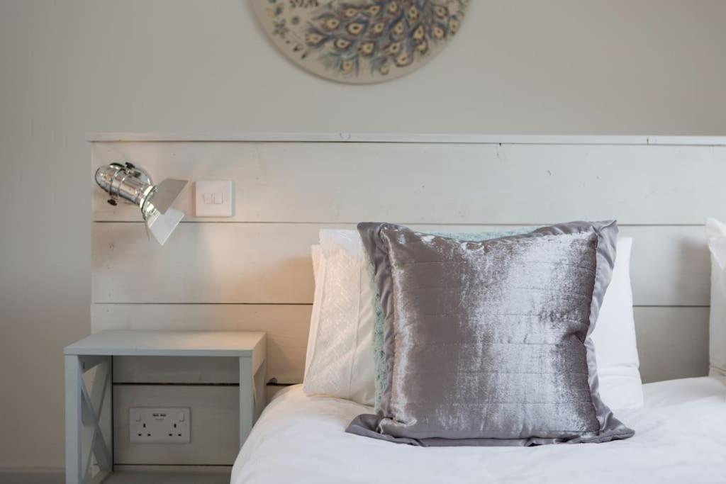 Little Bream - Pretty Cosy Cottage, Sea Views, Walk To The Beach Mawnan Smith Dış mekan fotoğraf